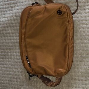 Lululemon City Adventurer Cross Body Bag